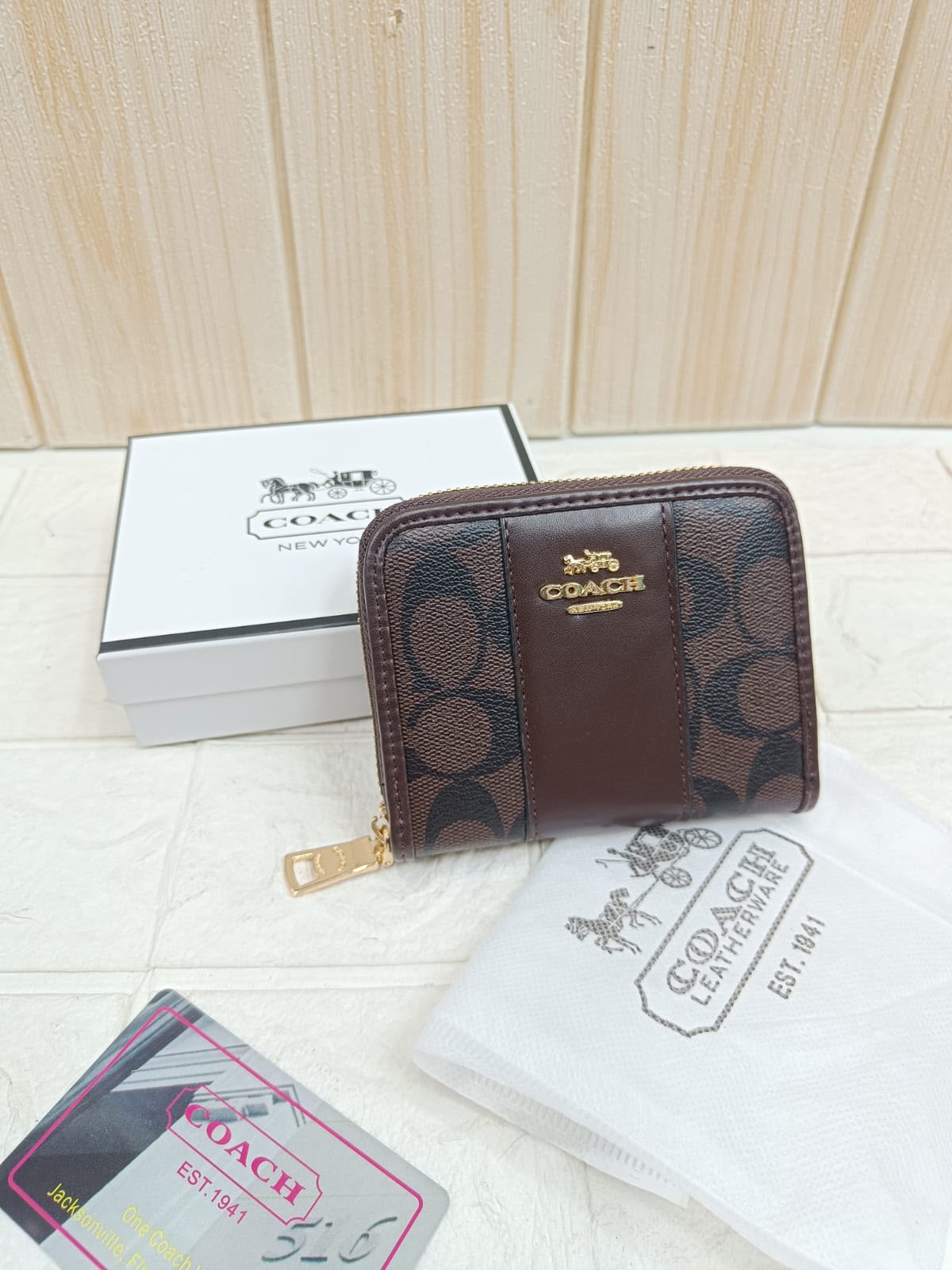 Coach Ladies Wallet - Image 5